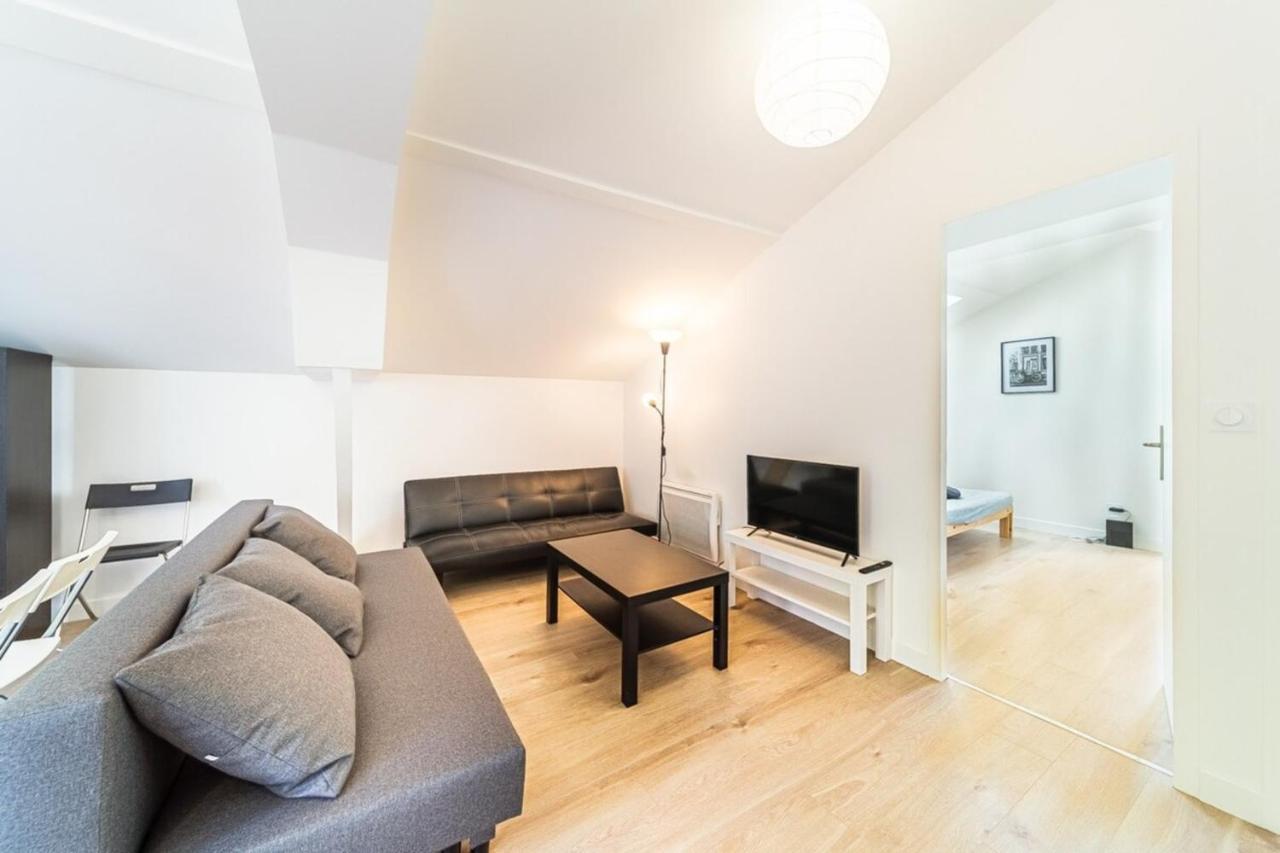 Le Pelisson 6 People Functional Gratte Ciel Apartment Вильорбан Екстериор снимка