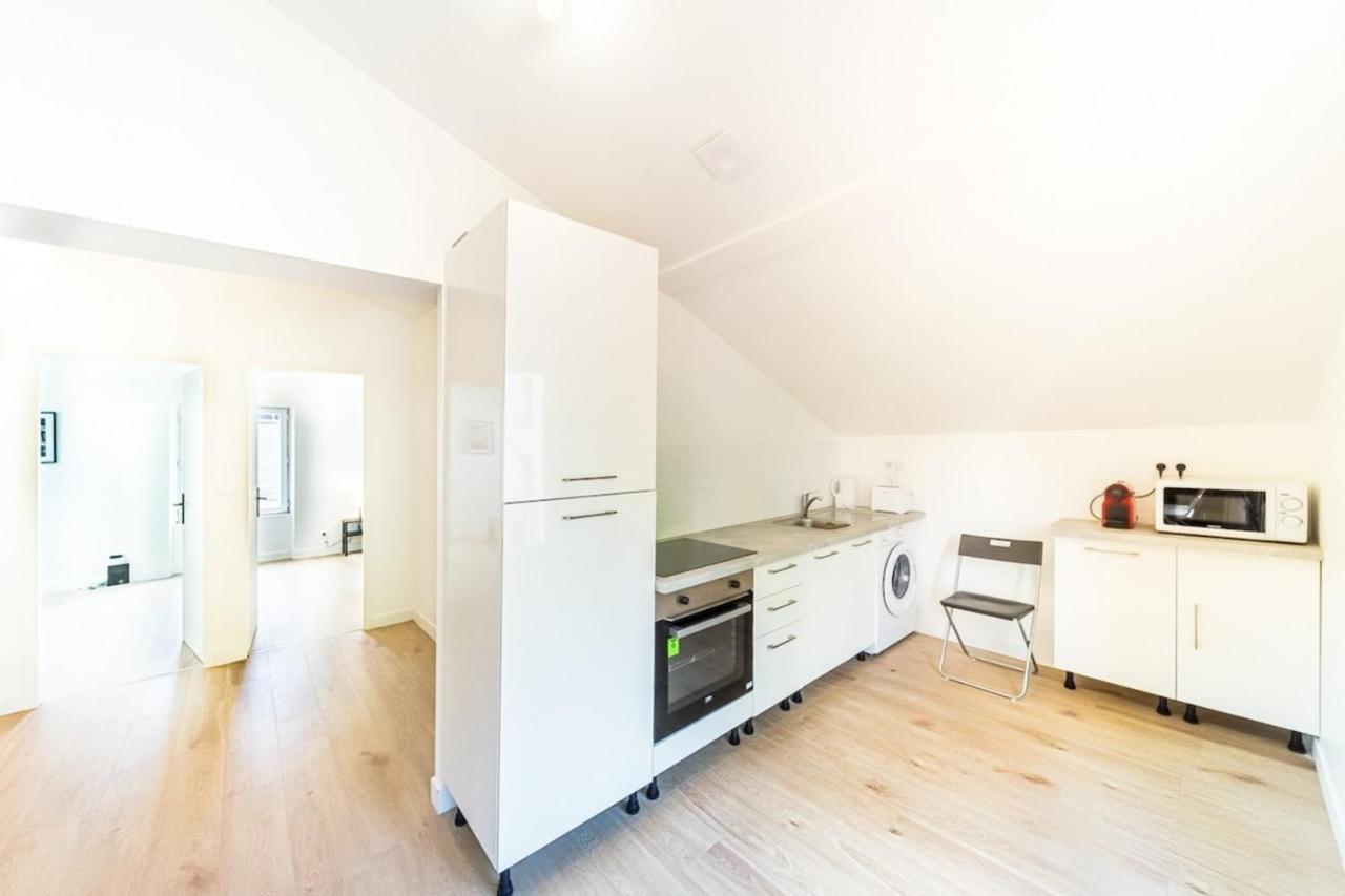 Le Pelisson 6 People Functional Gratte Ciel Apartment Вильорбан Екстериор снимка